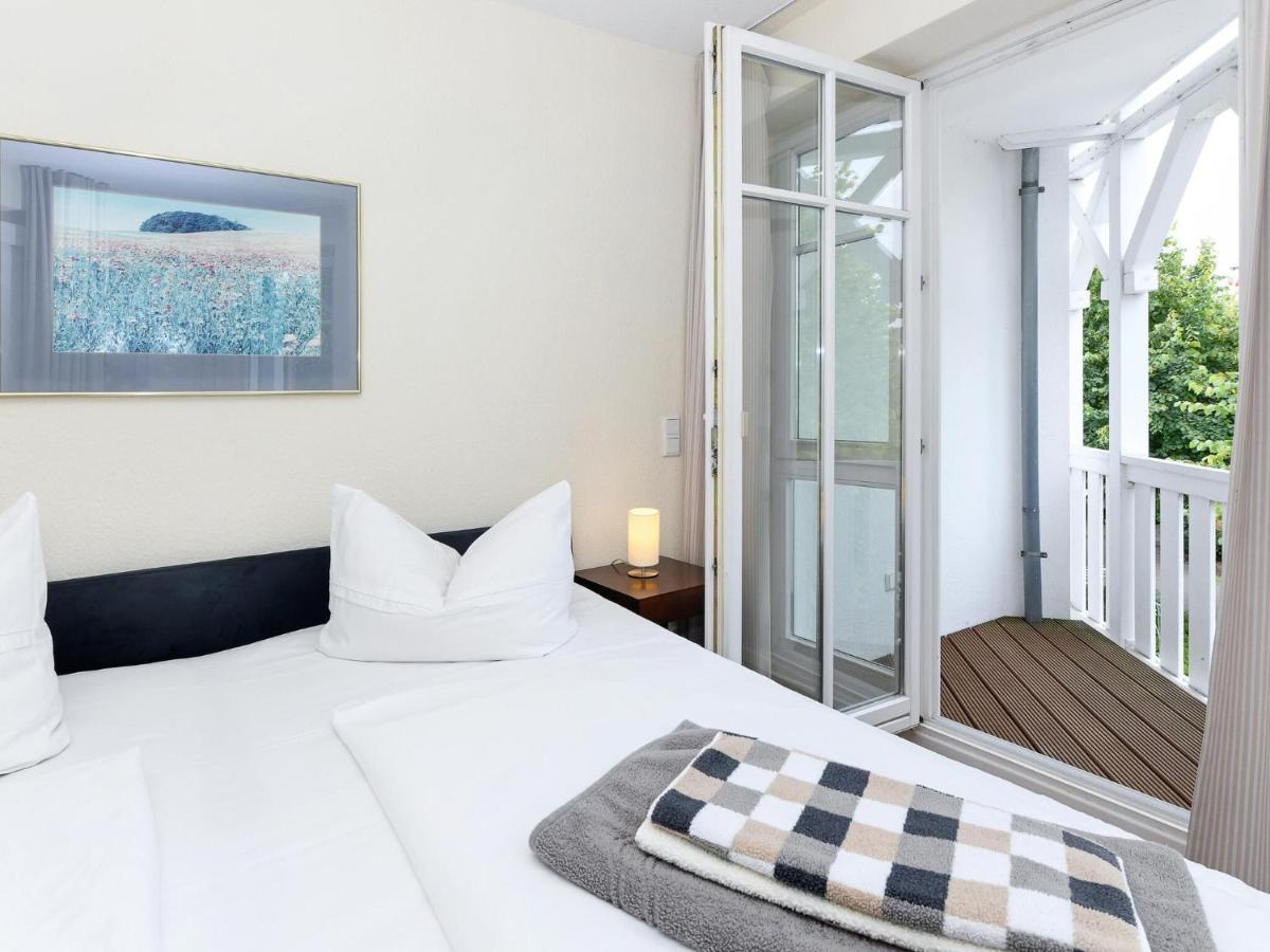 Charming Apartment On Ruegen Island With Balcony Sellin Kültér fotó