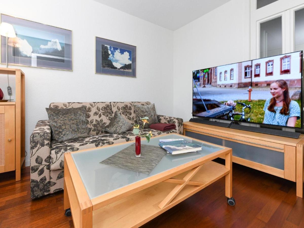 Charming Apartment On Ruegen Island With Balcony Sellin Kültér fotó